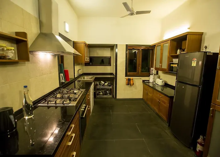 Beach Gate Bungalows - A Cgh Earth Saha Experience