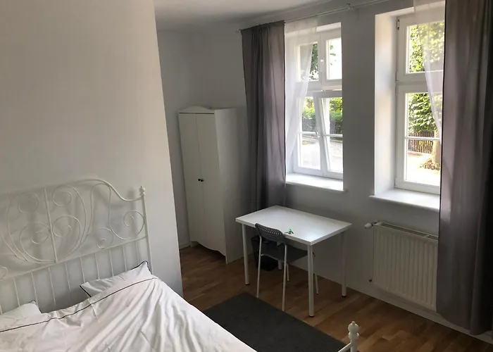 Paderewskiego 5