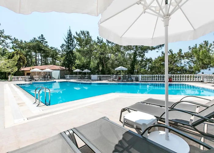 Pine Club Apart Hotel