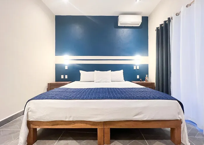 Casa Caracol, Prime Location, Pristine, Newly Renovated