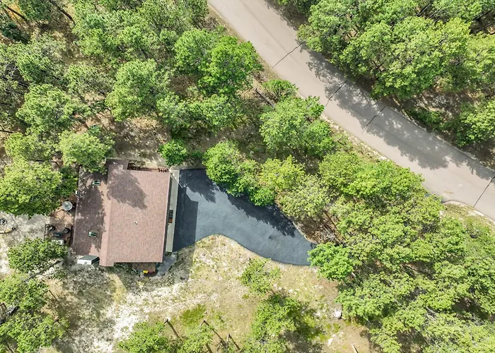 Buckskin Hideaway Hiking & Biking Trails Bbq