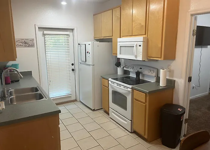 3 Bed 3 Bath Townhome