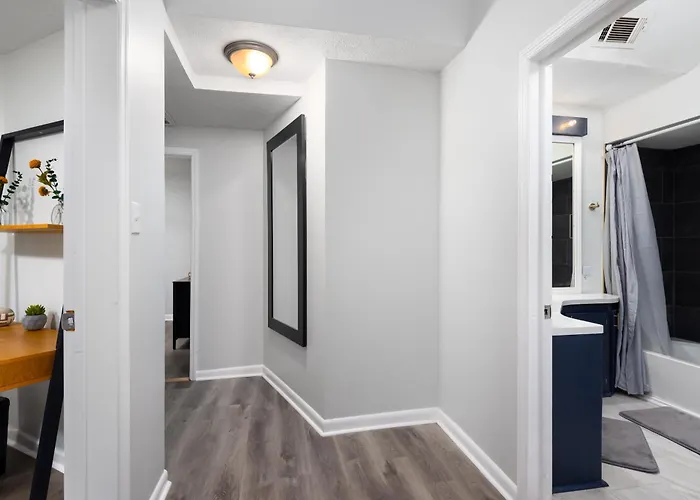 2 Bedroom Ft Moore Retreat