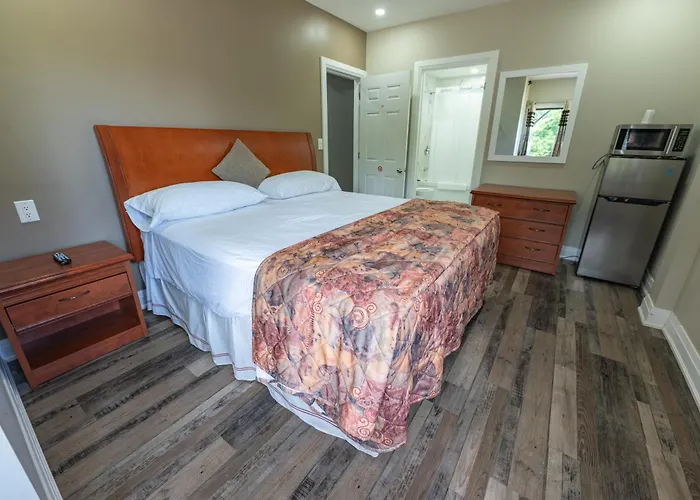 Sauble Beach Lodge
