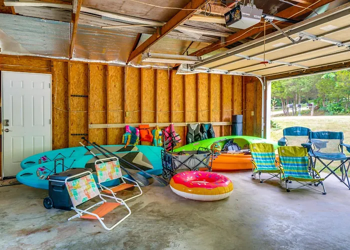 Modern Eckerty Home W/ Deck On Patoka Lake!