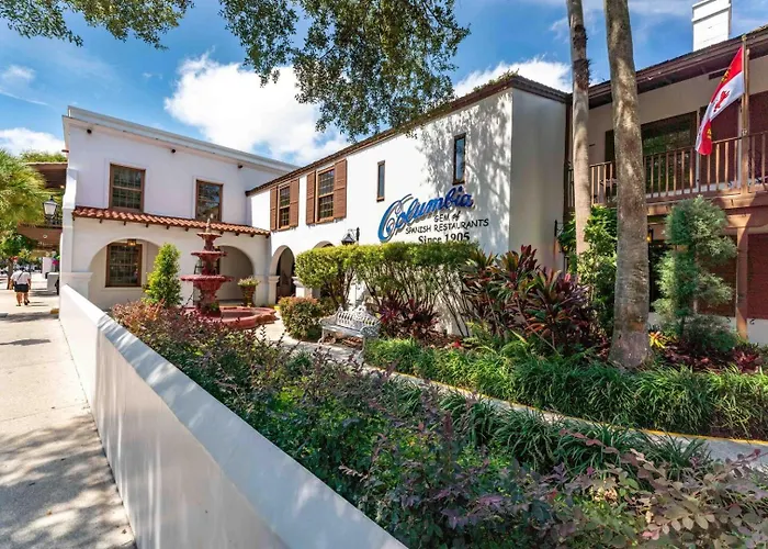 Beachside Retreat-Courtyard Villa-Beachside Condo