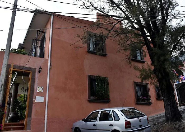 Casa Tara Con Vista A Las Montanas De Tepoztlan Y A 15 Minutos Caminando Al Centro Historico