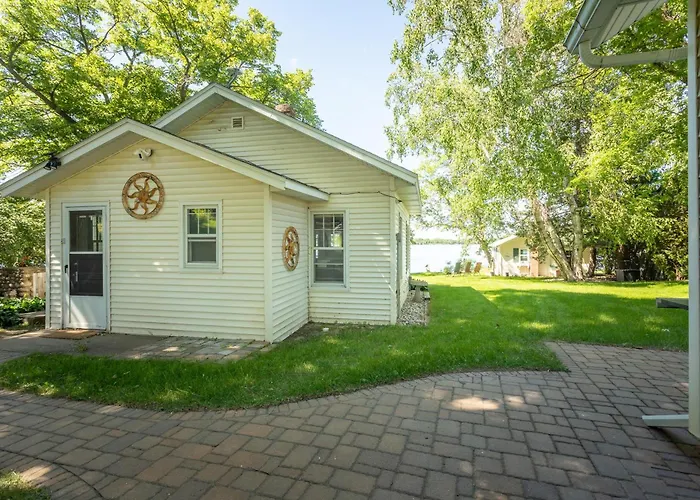 The Cowdry Cottage - Pet-Friendly - Canoe - Bikes