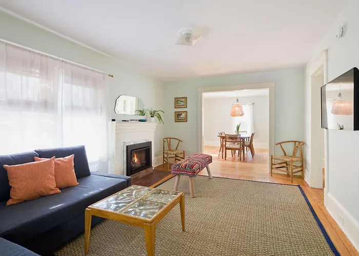 Queen City Bungalow & Cottages