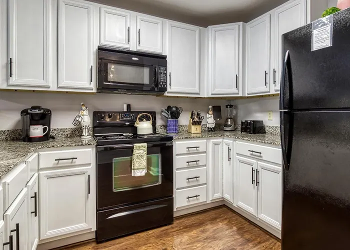 Mountain View Condo By Beyond Expectations
