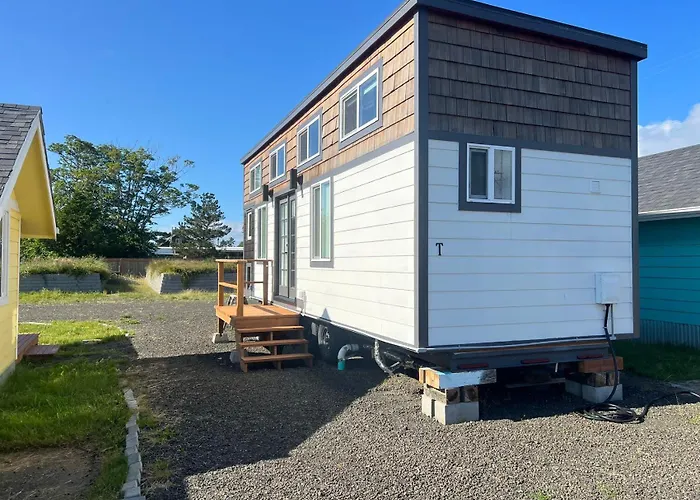 Cozy Loft Tiny House By Ocean Spray Beach