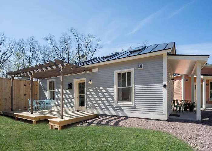 Queen City Bungalow & Cottages
