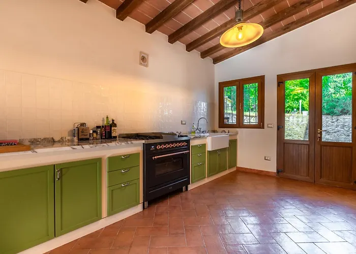 Luxury Villa Tre Querce W View - Private E Relaxing Location Under Stars By Tripcare