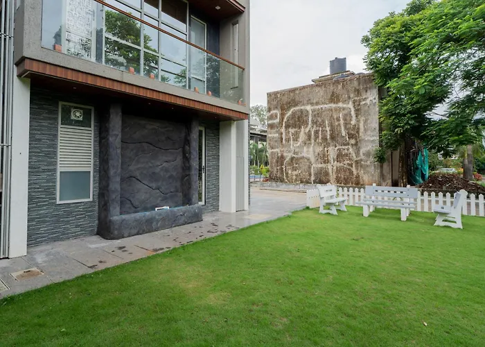 Alaya Stays Imperial Serenia 3-Bhk With Common Pool & Garden Near Karla Cavs And Bhushi Dam