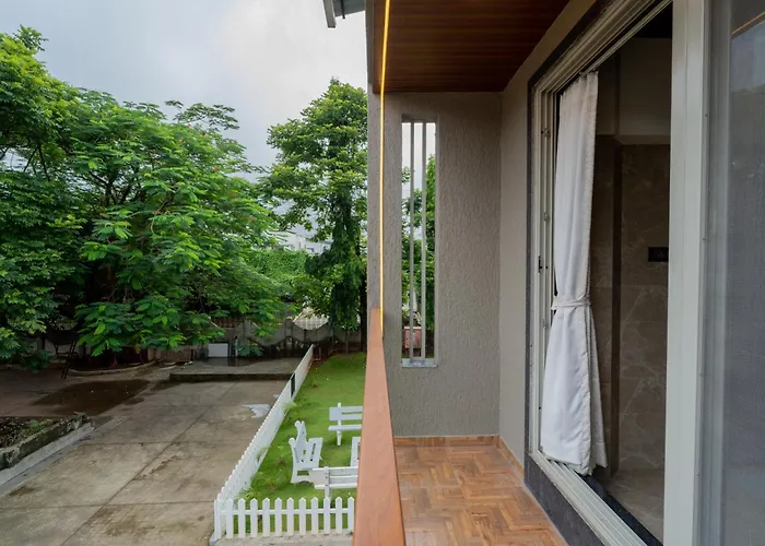 Alaya Stays Imperial Serenia 3-Bhk With Common Pool & Garden Near Karla Cavs And Bhushi Dam