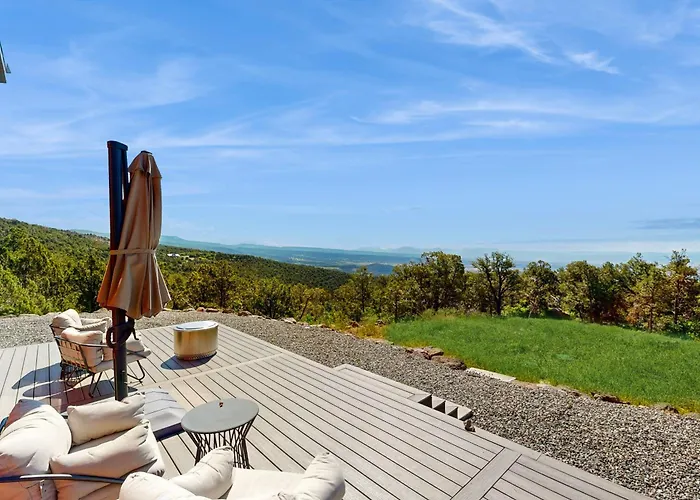 Modern, 35-Acre Mtn Escape In Cedaredge!