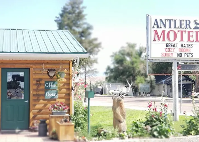 Antler Motel