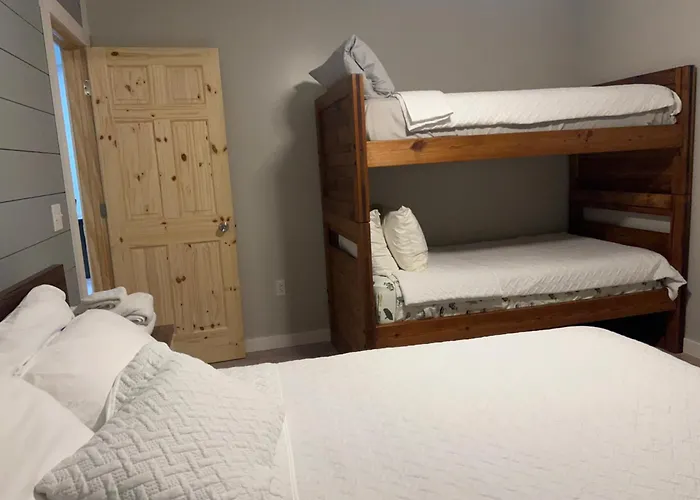 Stay, Play And Relax In Ohiopyle, Pa, Hot Tub, Pool Table, Next To The Gap Trail In Ohiopyle, Pa