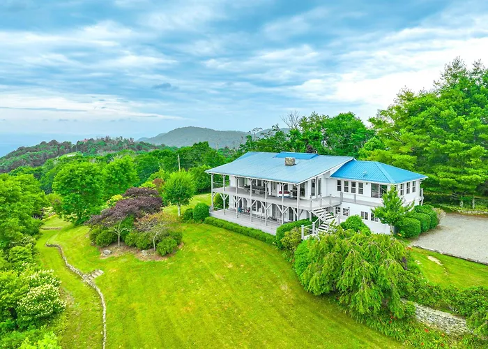 Near Hiking Trails: Luxe Canton Getaway W/ Grill