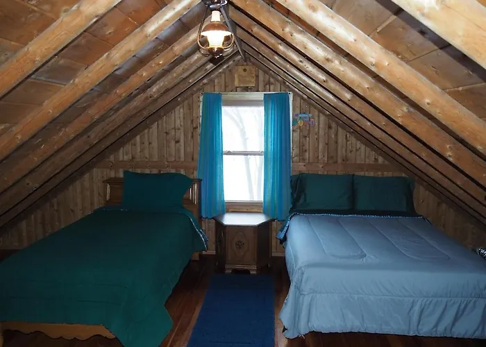 The Crystalaire Cabin - Charming And Relaxing!