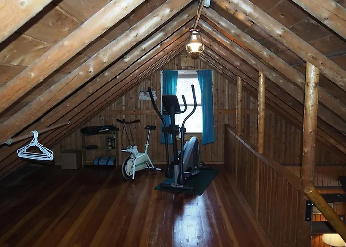The Crystalaire Cabin - Charming And Relaxing!