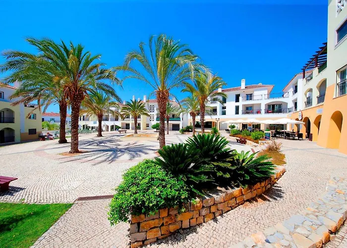 Casa Pips-Elegant 3 Bed House In O Pomar Resort