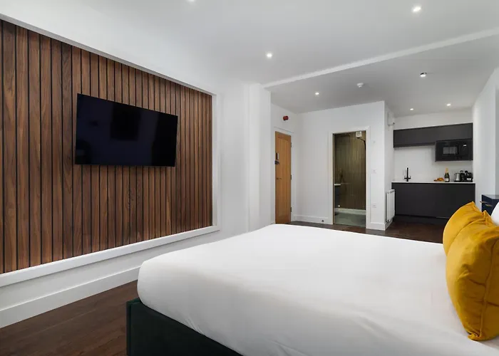 Room 1, Hotel Style Double Bedroom In Marazion