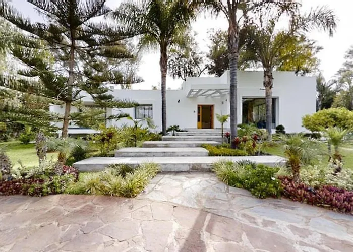 Villa F- Luxury 4 Suites On A 5000Sqm In The Heart Of Ambassadeurs