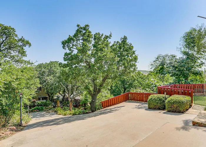 Medicine Park Cottage: Walk To Lake Lawtonka!