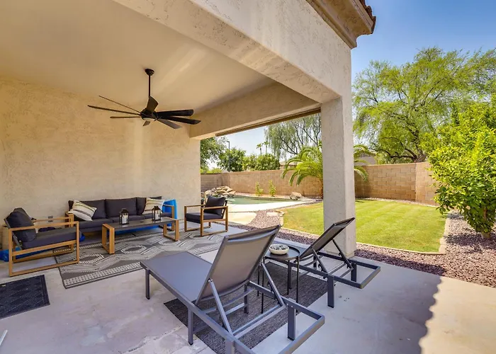 Heated Pool, Furnished Patio! Gilbert Getaway
