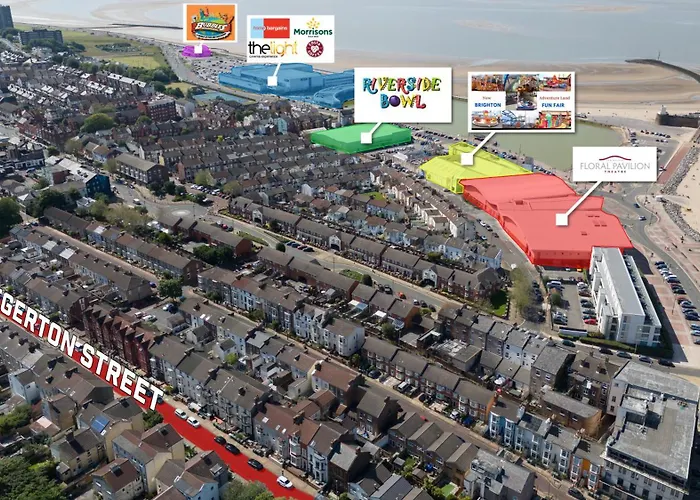 Red & Blue Flat 15Mins To Liverpool City Centre, Free Parking