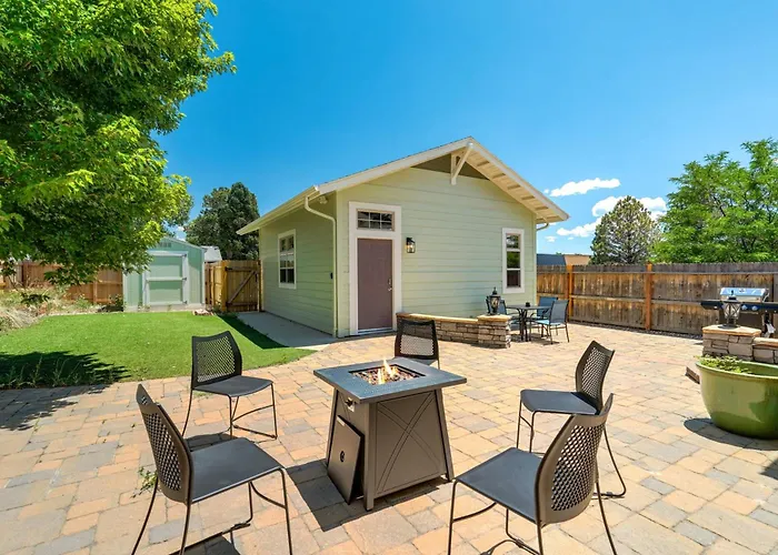 Vista Montana Downtown Monument W Bbq & Fire Pit