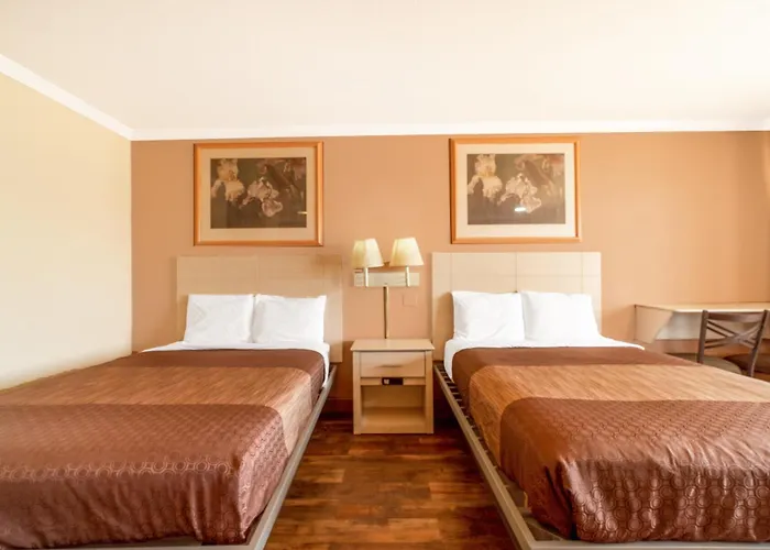 River Valley Motor Inn By Oyo La Grange Texas