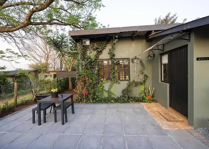 Fever Tree Guesthouse