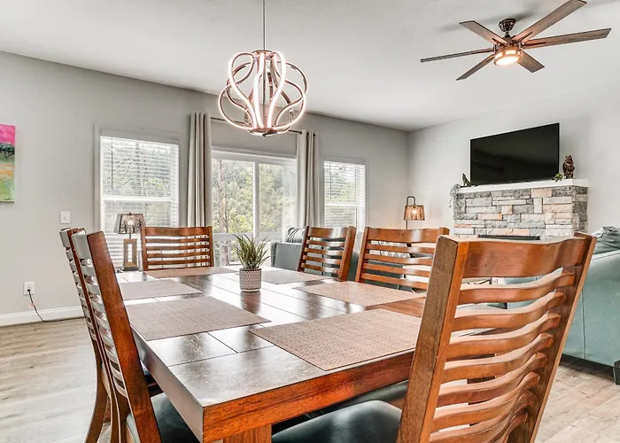 2 Mi To Village & Lake! Charming Helen Retreat