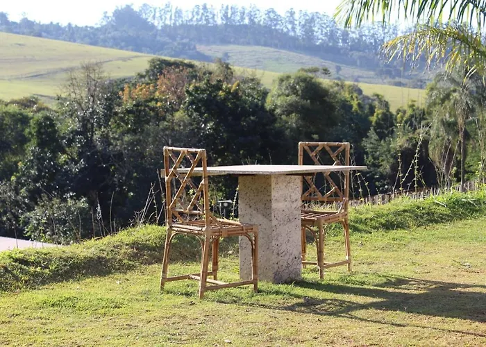 casa com bela vista em Bragança Paulista
