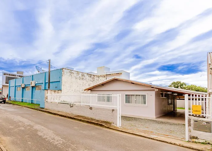 Casa Para Ate 10 Pessoas Com Churrasqueira Qf1846