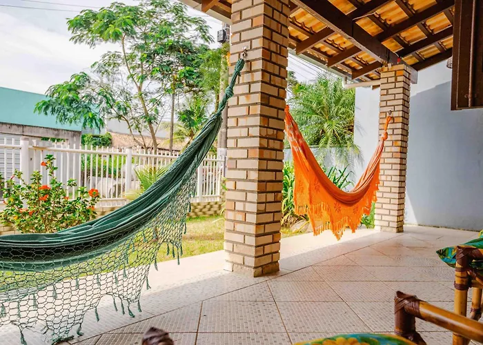 Casa com lareira e a 450 metros da praia QZ7460