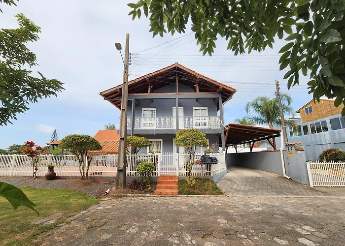 Unidade do térreo: casa à beira mar XJ6722