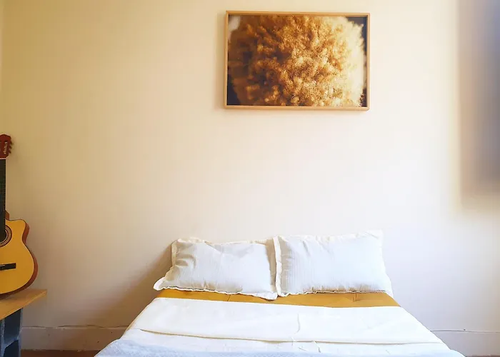 Quarto Casal Com Janela Casa Caramel
