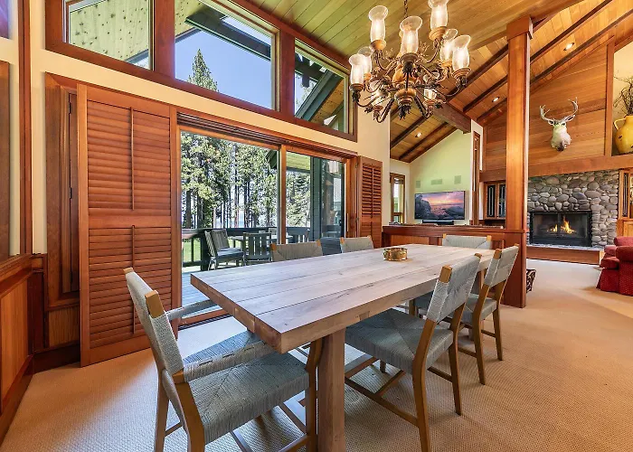 Chambers Lakeside Escape W Lake Views & Hoa Access!