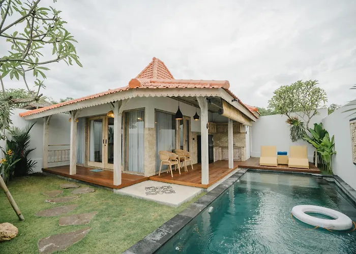 Lungid Sari Uluwatu
