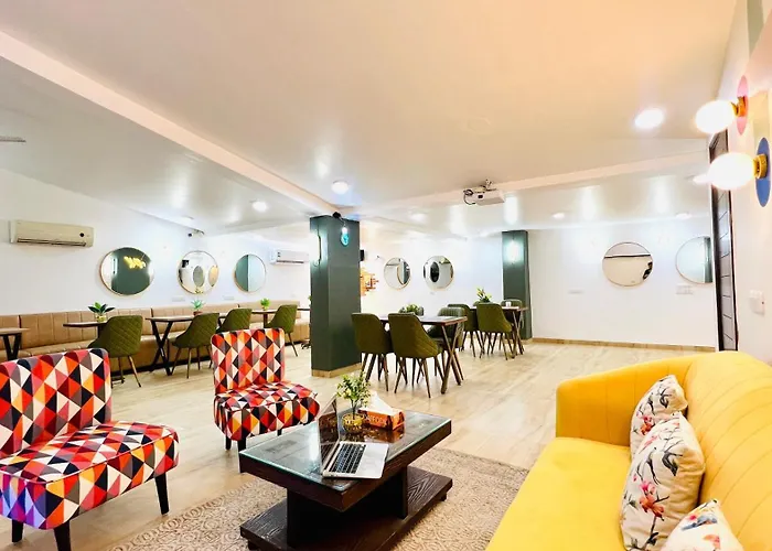 Olive Service Apartments - City Centre Noida
