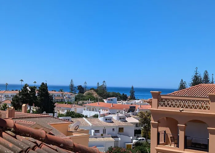 Luxury 3-Bedroom Apartment At High-End Praia Da Luz