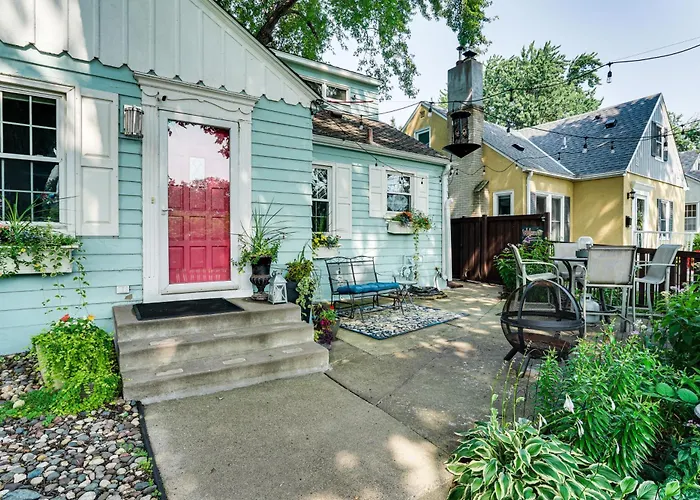 Chic Minneapolis Apt - 6 Blocks To Lake Nokomis!