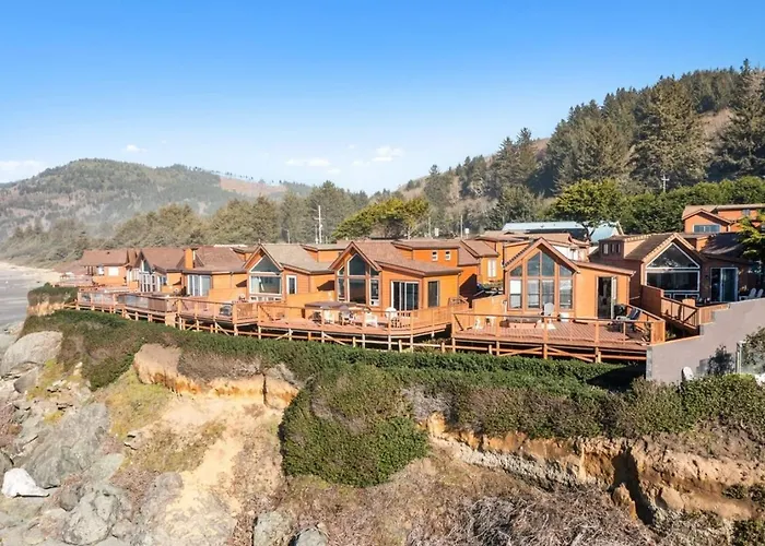Ocean Front Cabin 16, Jacuzzi & Incredible Views