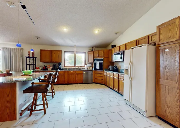 Cozy, Walkable Helena Apartment!