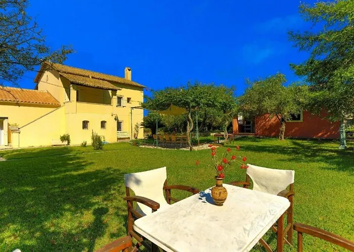 Secret Garden House - Private Garden With Pool
