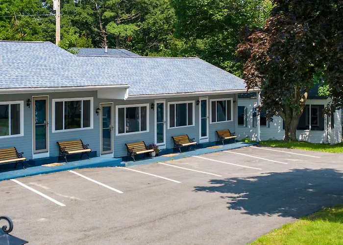 The Beaches Guestrooms And Cottages