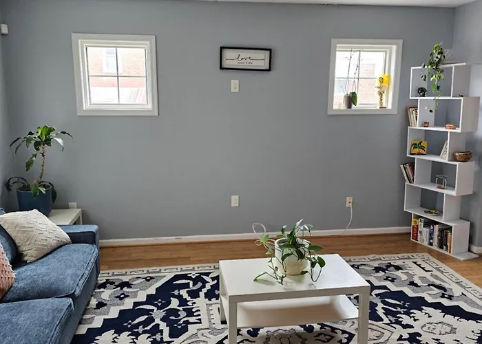 Cozy Room In Baltimore City